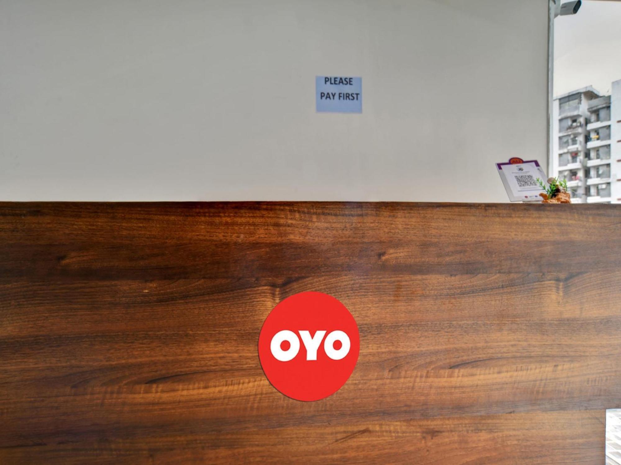 Oyo Dr Greens Hotel Indore