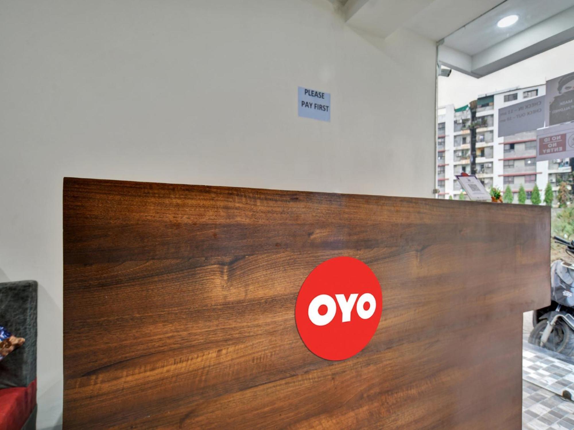 Hotel Oyo Dr Greens Indore
